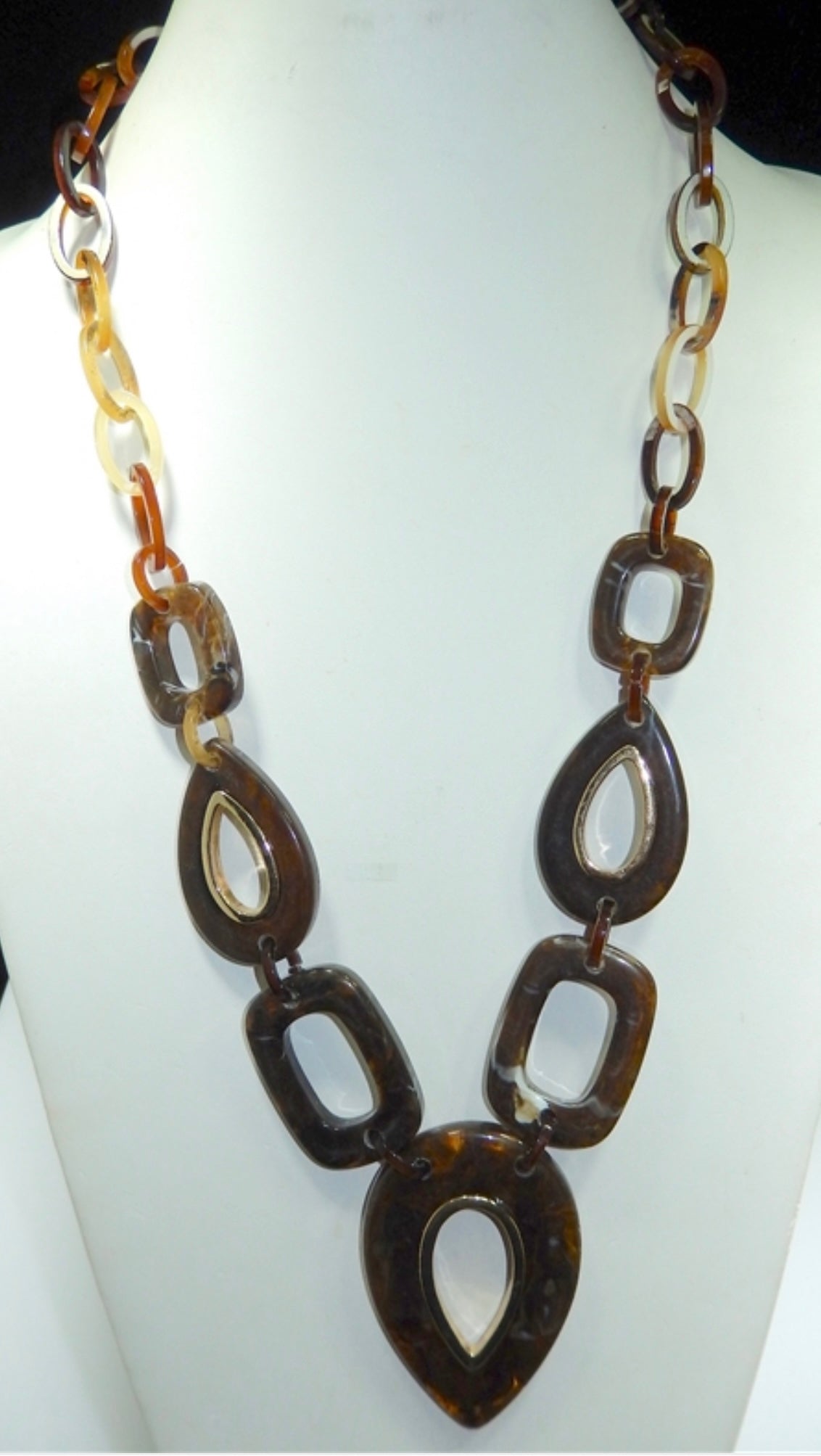 Long Cheetah Print Acrylic Chain Necklace