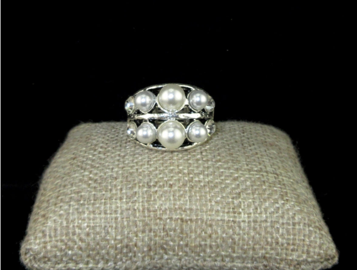 Antique Pearl & Rhinestone Stretch Ring