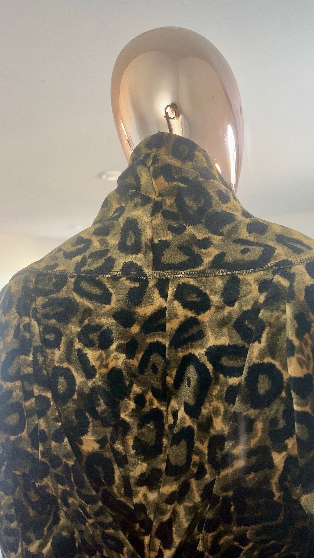 Exotic Cheetah Versatile Robe