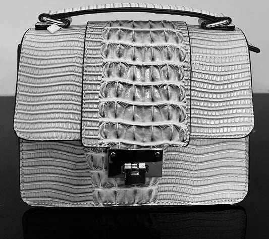 Croc Chic Tote (Off White)